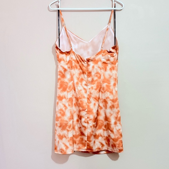 3/$10⚡️Forever21 Orange Tie Dye Asymmetrical Ruched Spaghetti Strap Dress - Picture 6 of 15